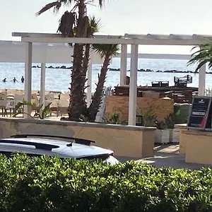  Appartamento Fronte Lido Italia